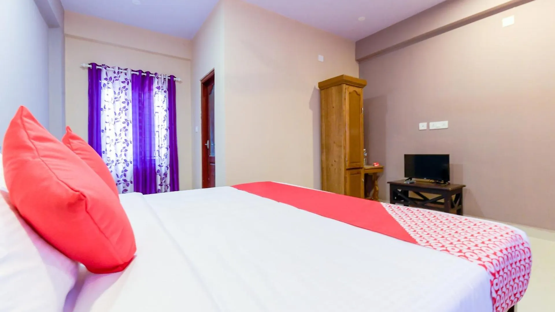 Hotel O Amare Highway Residency Alappuzha