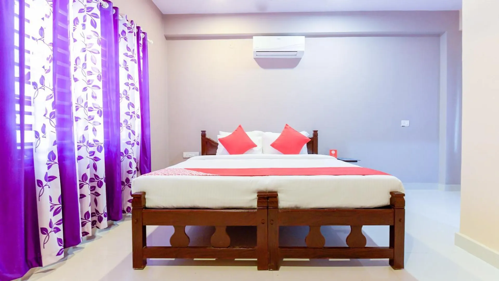 Hotel O Amare Highway Residency Alappuzha 3*,  India