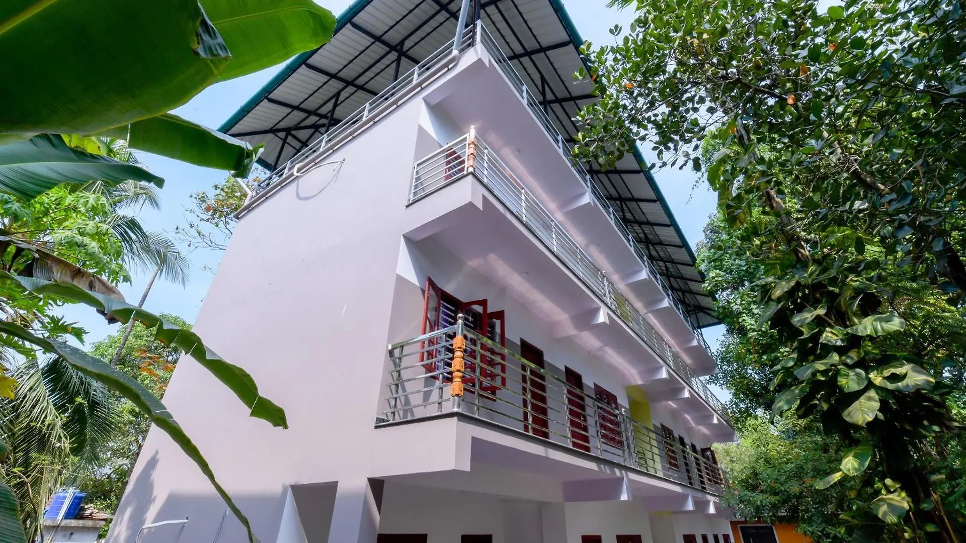 Hotel O Amare Highway Residency Alappuzha