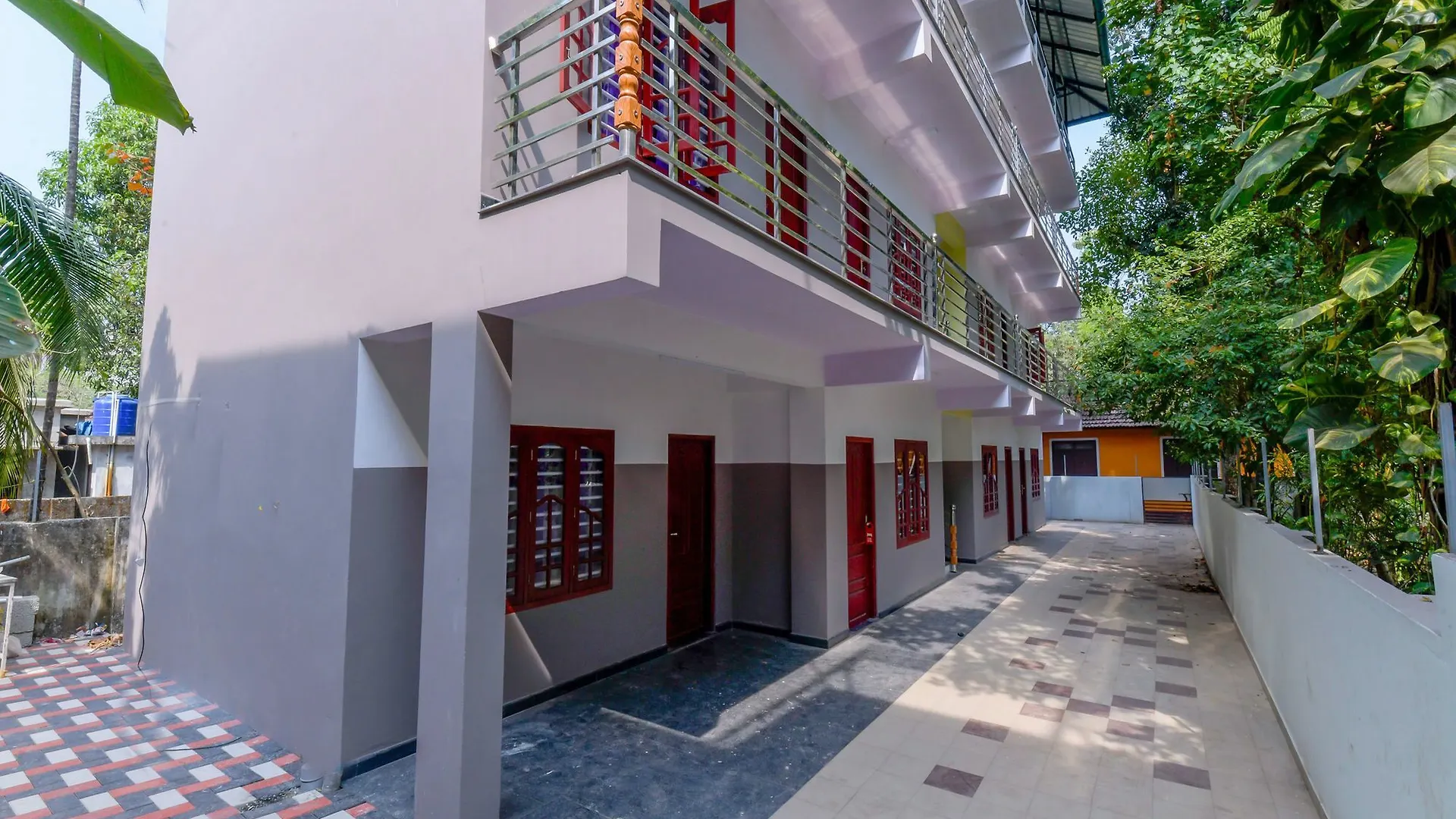 Hotel O Amare Highway Residency Alappuzha